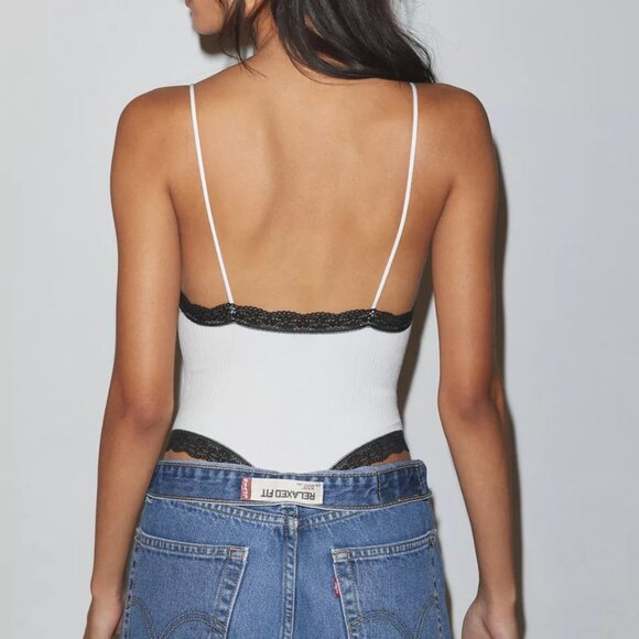 Bodysuit NWT/NEW Urban Outfitters - Picture 2 of 6